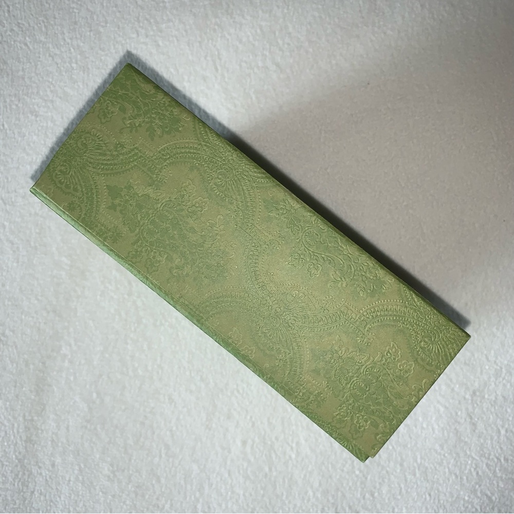 NEW! GUCCI Gift Box with Magnetic Flap Closure, GORGEOUS - Picture 8 of 16